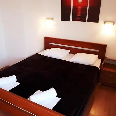 Apartment In With Sea View, Balcony, Air Conditioning, Wifi 4997-1 Drage