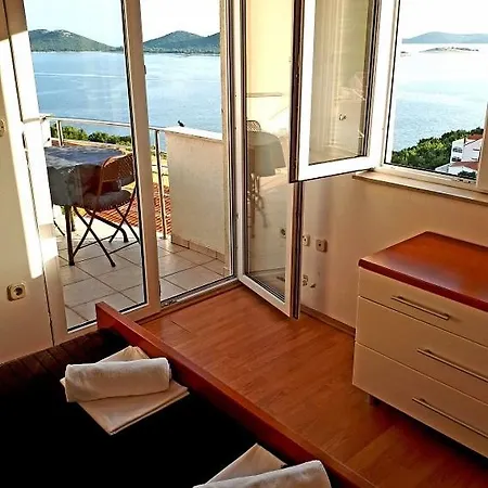 In With Sea View, Balcony, Air Conditioning, Wifi 4997-1