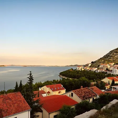 In With Sea View, Balcony, Air Conditioning, Wifi 4997-1
